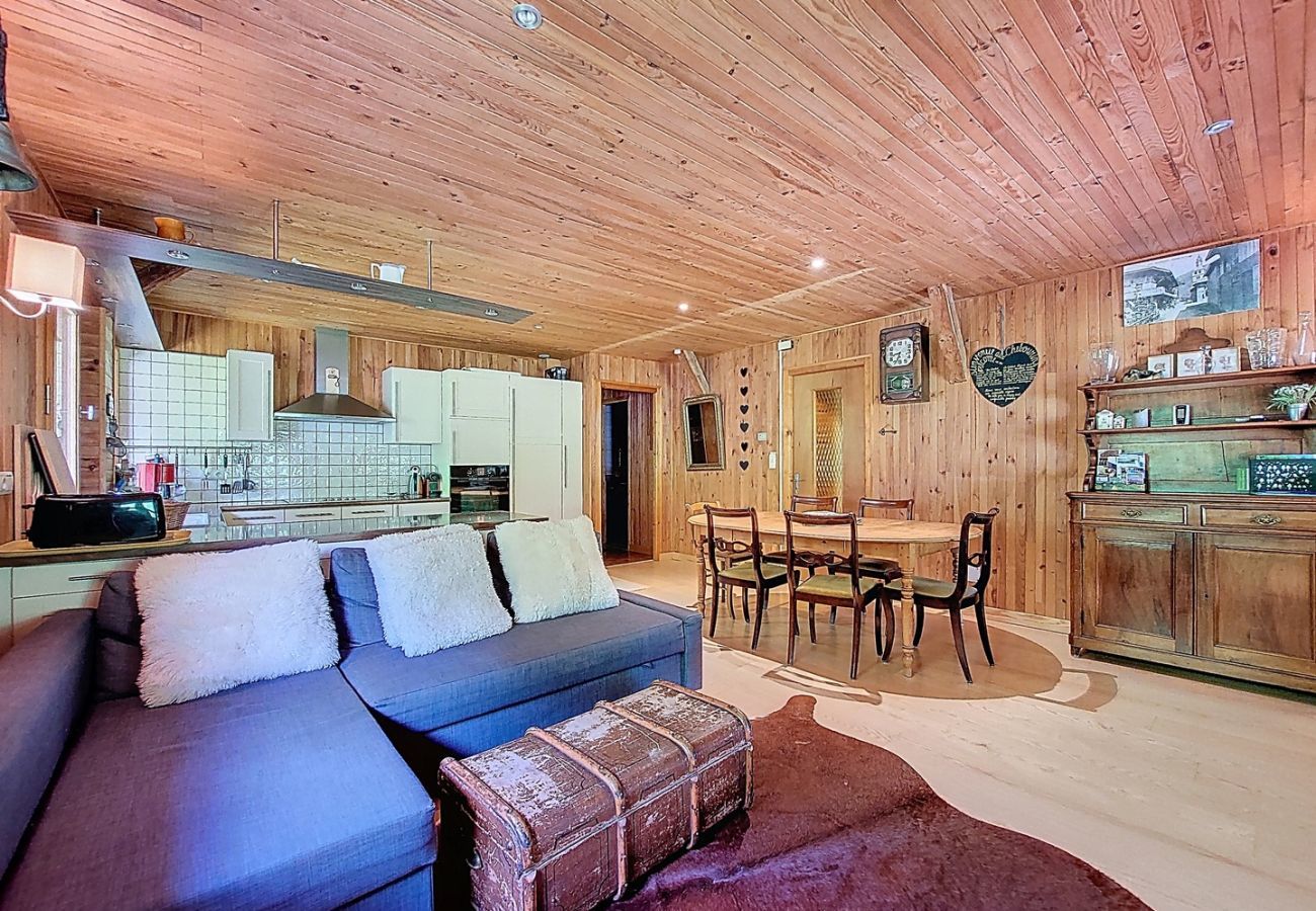 Chalet in Montriond - Chébourins