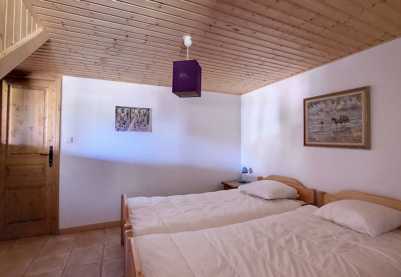 Chalet in Le Biot - Chalet Mon Frère