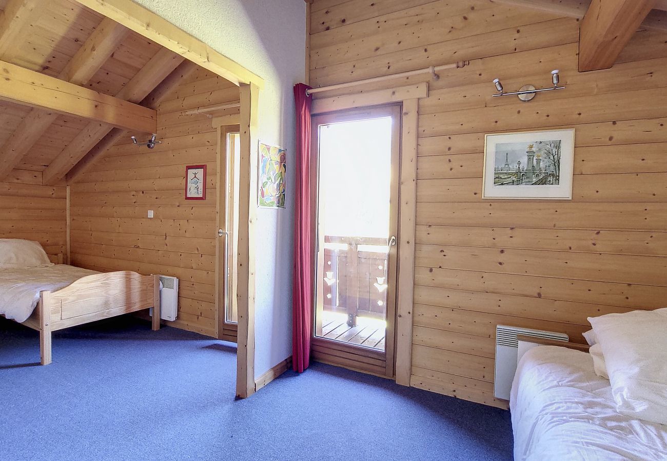 Chalet in Le Biot - Chalet Mon Frère