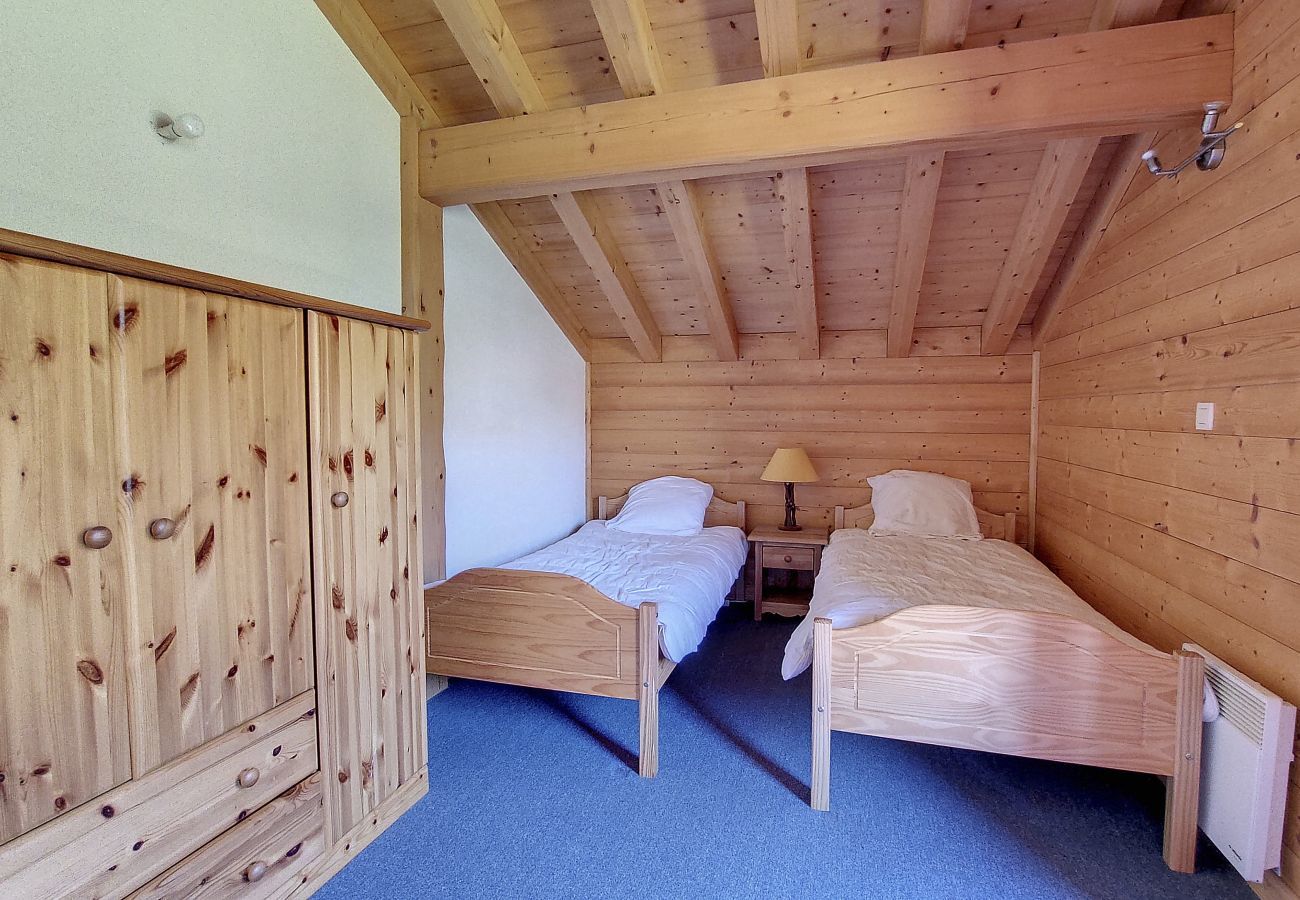 Chalet in Le Biot - Chalet Mon Frère