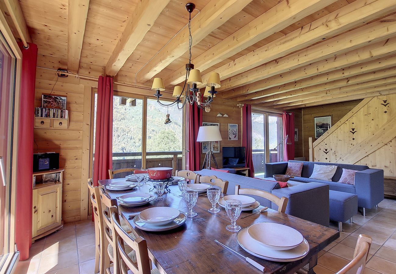 Chalet in Le Biot - Chalet Mon Frère