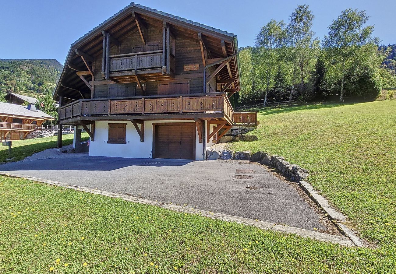 Chalet in Le Biot - Chalet Mon Frère