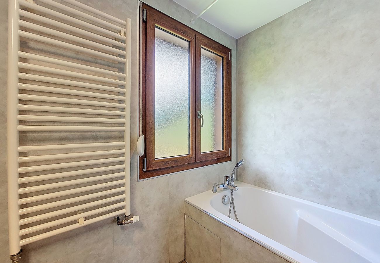 Chalet in Morzine - Chalet Alpa