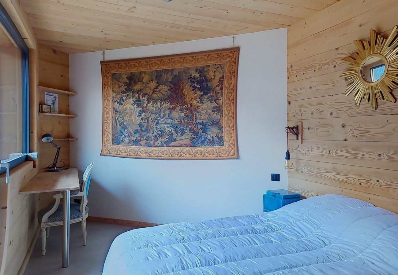 Chalet in Seytroux - Chalet Superbaz