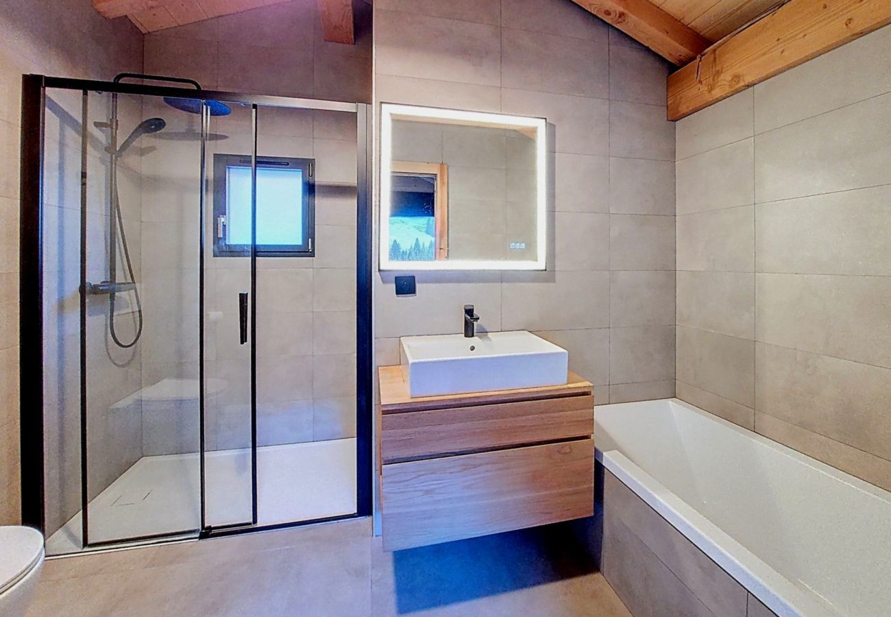 Chalet in Seytroux - Chalet Superbaz