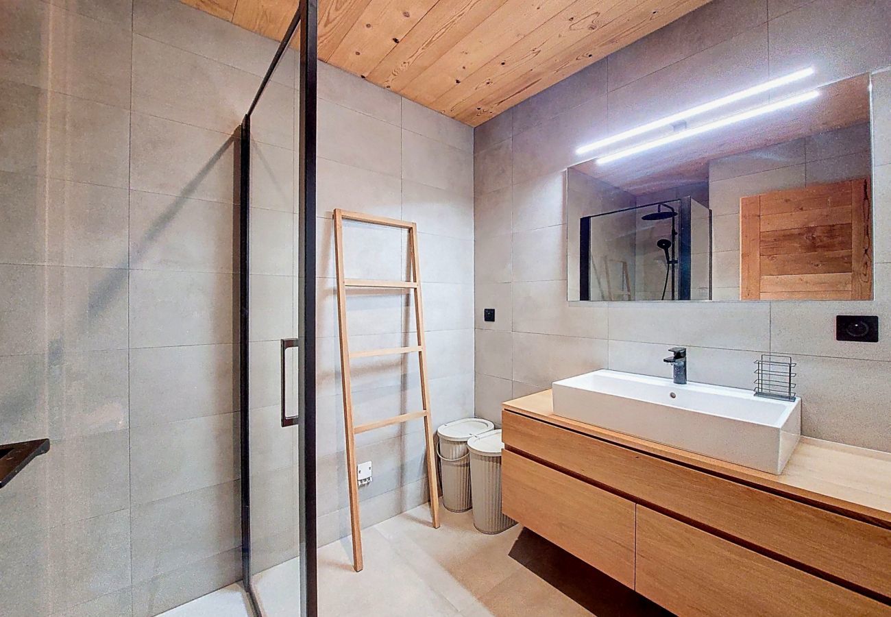 Chalet in Seytroux - Chalet Superbaz