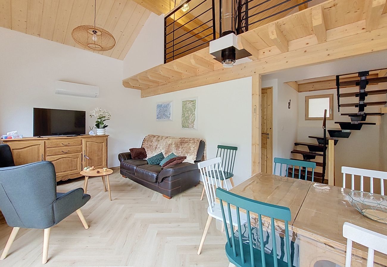 Chalet in Saint-Jean-d´Aulps - Chalet des Filles