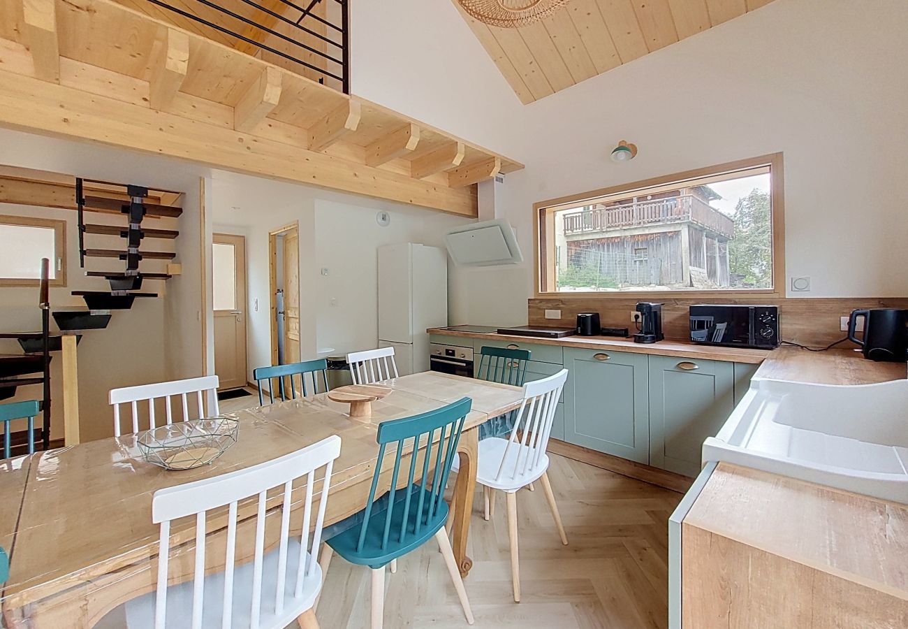 Chalet in Saint-Jean-d´Aulps - Chalet des Filles