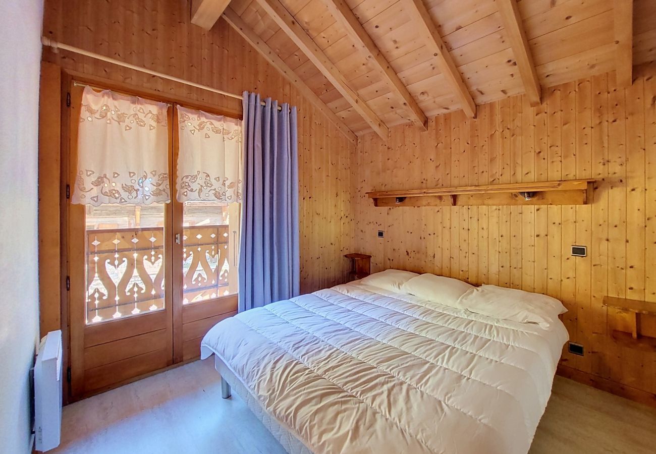Chalet in Montriond - La Grangerie d'Ardent