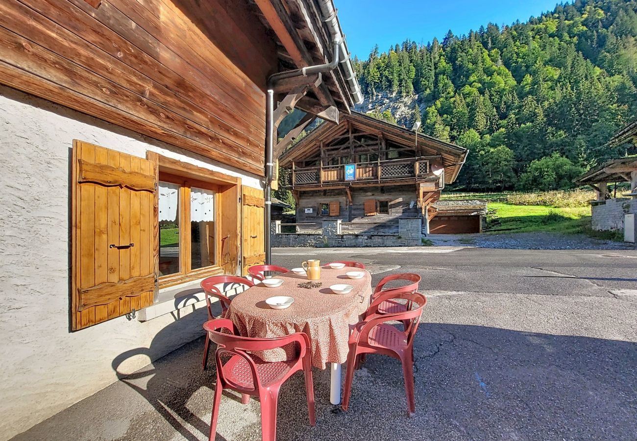 Chalet in Montriond - La Grangerie d'Ardent